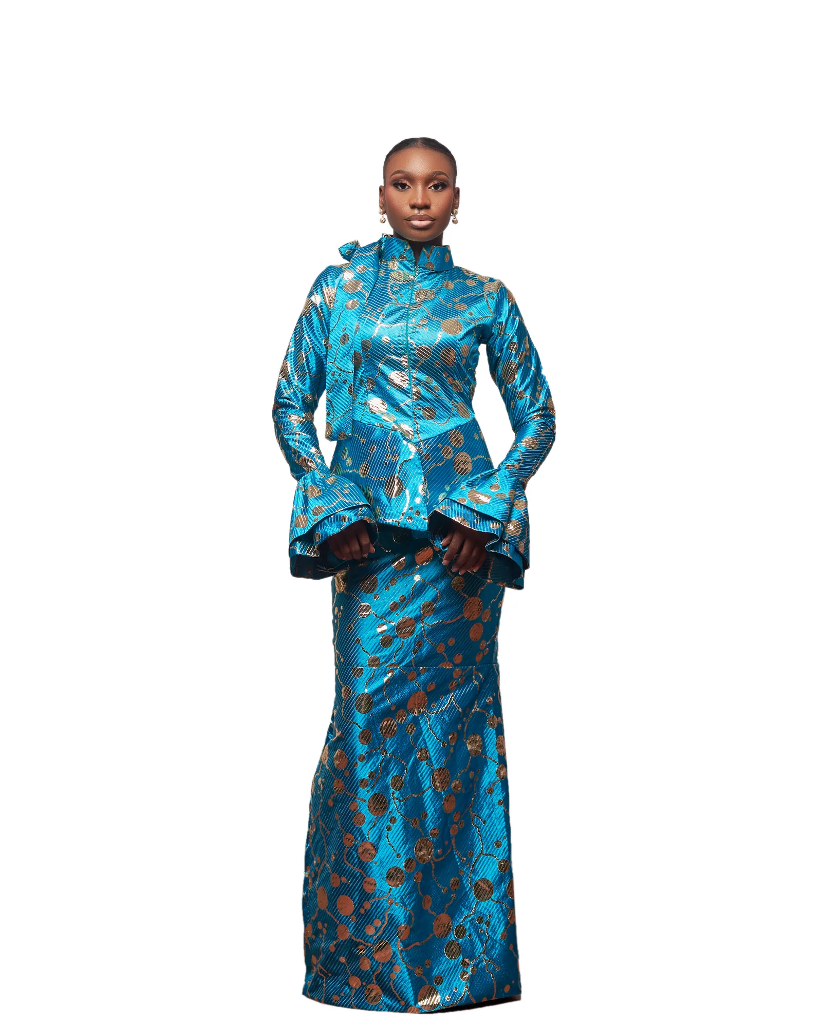 Latest Betwanne pale blue layered look